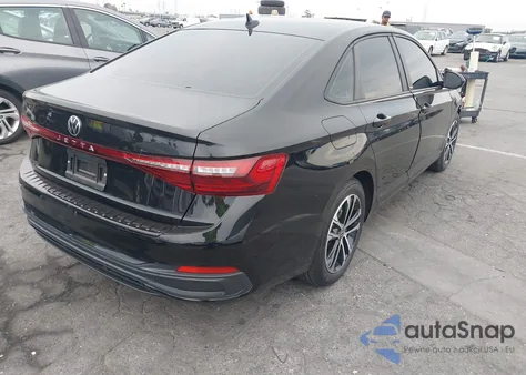 2025 Volkswagen Jetta 1.5T Sport z USA, uszkodzony, nr VIN 3VWBX7BU6SM076333